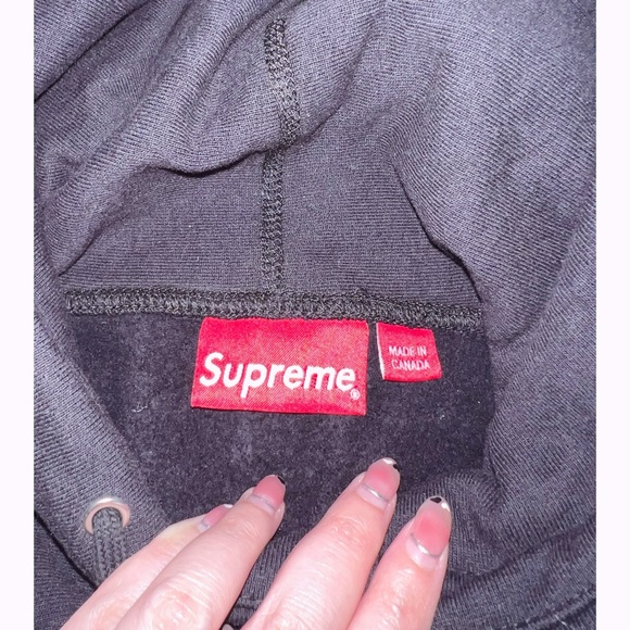 Supreme Black Hoodie Embroidered Logo Size M - Picture 5 of 9